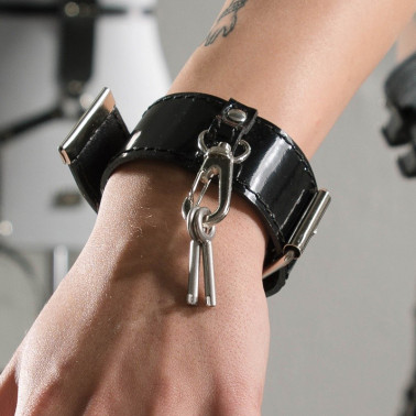 Leder "Locked" String mit "Key" Armband